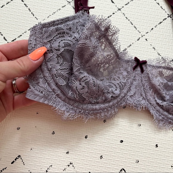 Victorias Secret Dream Angels Unlined Underwire Lace Bra - Picture 4 of 11